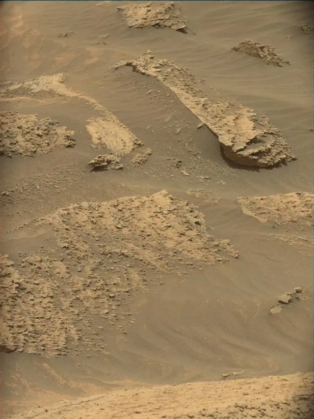 Sol 4977: Mast Camera (Mastcam)