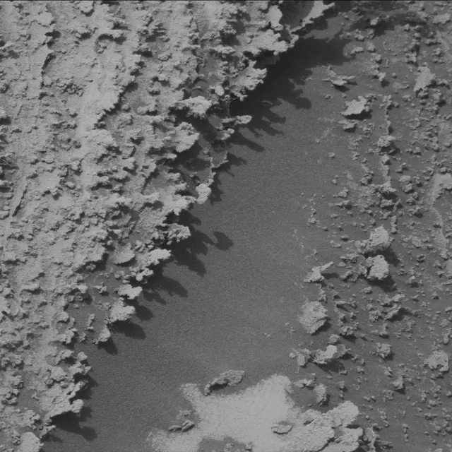 Sol 4977: Mast Camera (Mastcam)