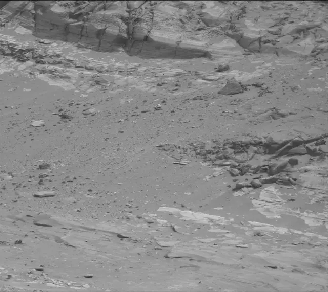 Sol 4979: Mast Camera (Mastcam)