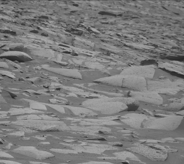 Sol 4979: Mast Camera (Mastcam)
