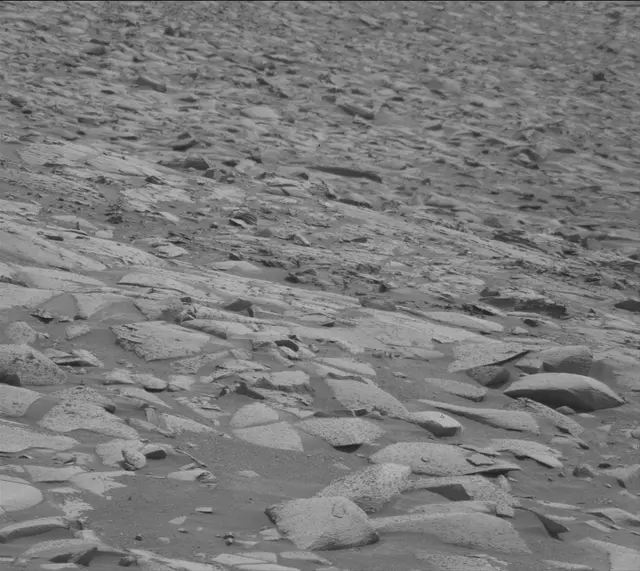 Sol 4979: Mast Camera (Mastcam)