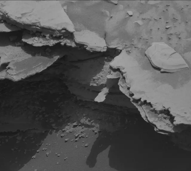 Sol 4979: Mast Camera (Mastcam)