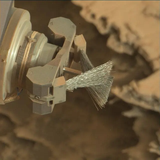 Sol 4979: Mast Camera (Mastcam)