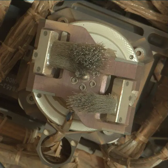 Sol 4979: Mast Camera (Mastcam)