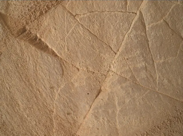 Sol 4979: Mars Hand Lens Imager (MAHLI)