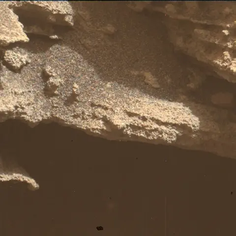 Sol 4979: Mars Hand Lens Imager (MAHLI)