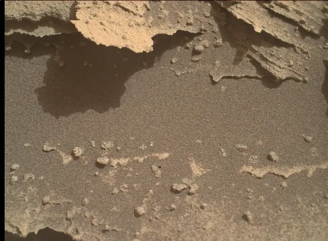 Sol 4979: Mars Hand Lens Imager (MAHLI)