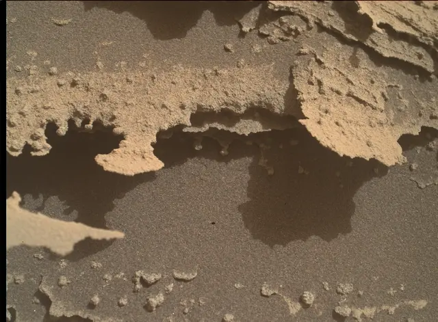 Sol 4979: Mars Hand Lens Imager (MAHLI)