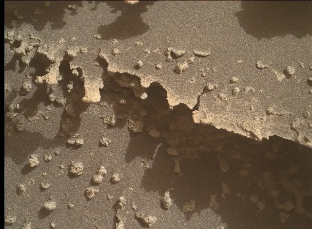 Sol 4979: Mars Hand Lens Imager (MAHLI)