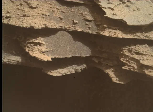 Sol 4979: Mars Hand Lens Imager (MAHLI)
