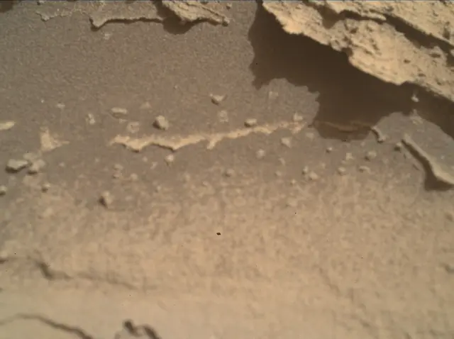 Sol 4979: Mars Hand Lens Imager (MAHLI)