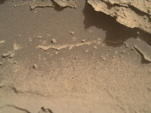 Sol 4979: Mars Hand Lens Imager (MAHLI)