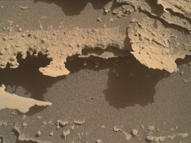 Sol 4979: Mars Hand Lens Imager (MAHLI)