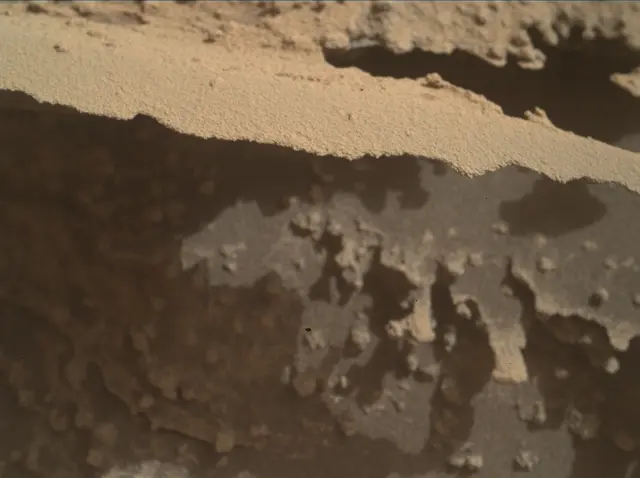 Sol 4979: Mars Hand Lens Imager (MAHLI)