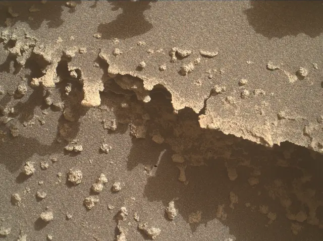 Sol 4979: Mars Hand Lens Imager (MAHLI)