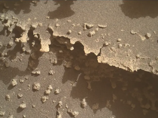 Sol 4979: Mars Hand Lens Imager (MAHLI)