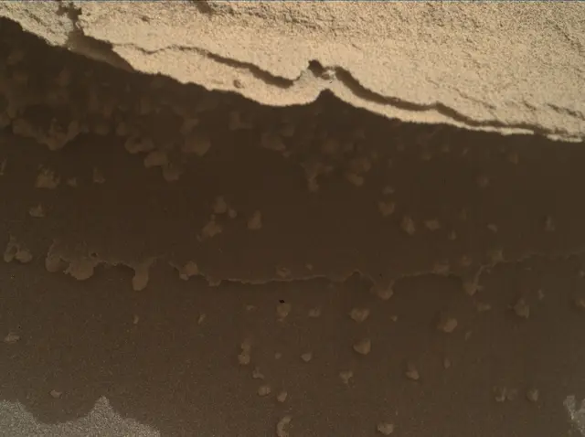Sol 4979: Mars Hand Lens Imager (MAHLI)