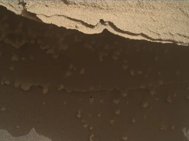 Sol 4979: Mars Hand Lens Imager (MAHLI)