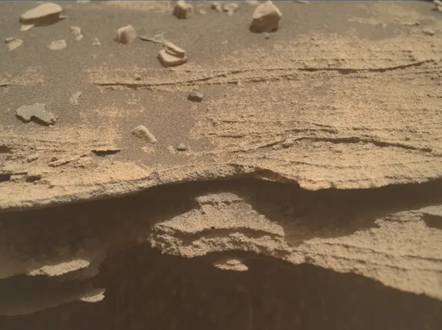 Sol 4979: Mars Hand Lens Imager (MAHLI)