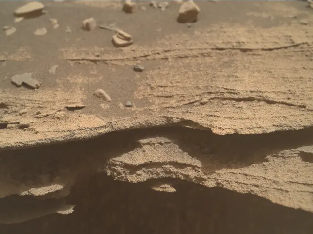 Sol 4979: Mars Hand Lens Imager (MAHLI)