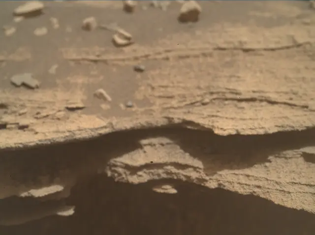 Sol 4979: Mars Hand Lens Imager (MAHLI)
