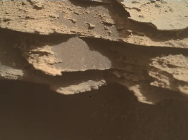 Sol 4979: Mars Hand Lens Imager (MAHLI)