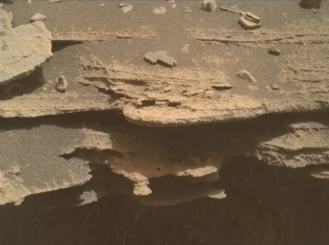 Sol 4980: Mars Hand Lens Imager (MAHLI)