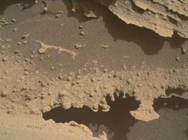 Sol 4980: Mars Hand Lens Imager (MAHLI)