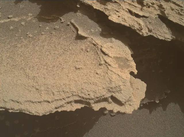 Sol 4980: Mars Hand Lens Imager (MAHLI)