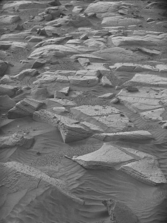 Sol 4982: Mast Camera (Mastcam)