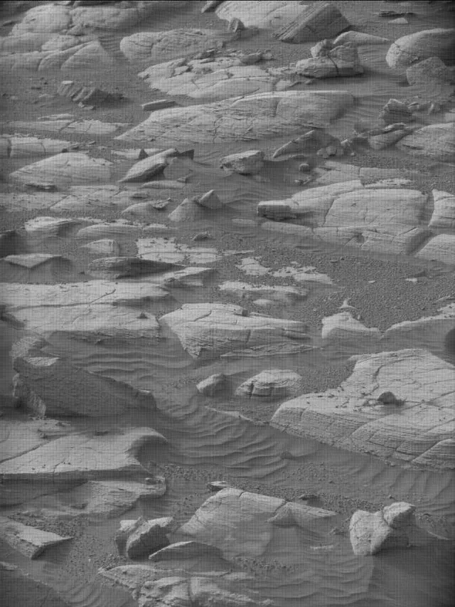 Sol 4982: Mast Camera (Mastcam)