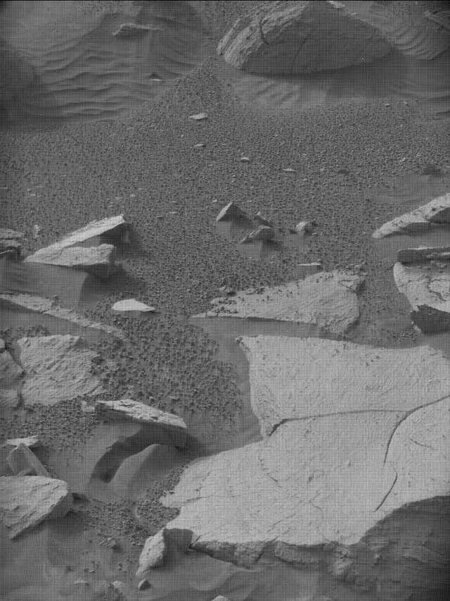 Sol 4982: Mast Camera (Mastcam)