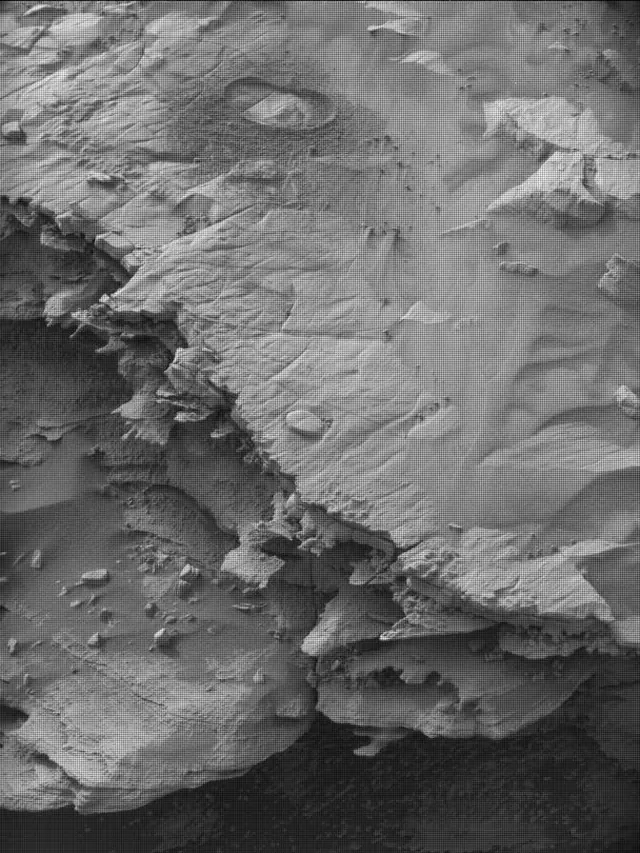 Sol 4982: Mast Camera (Mastcam)