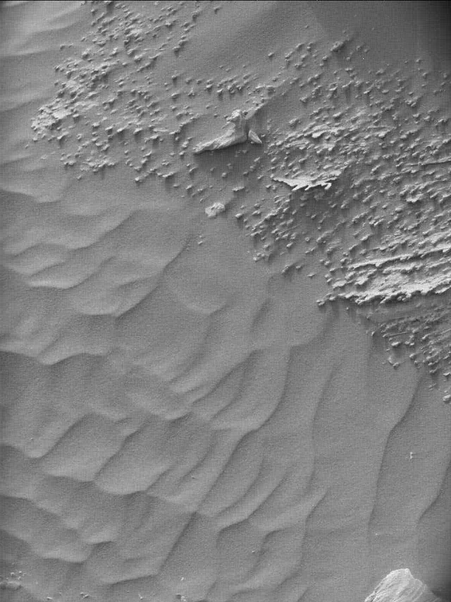 Sol 4982: Mast Camera (Mastcam)