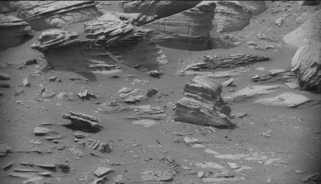 Sol 4982: Mast Camera (Mastcam)