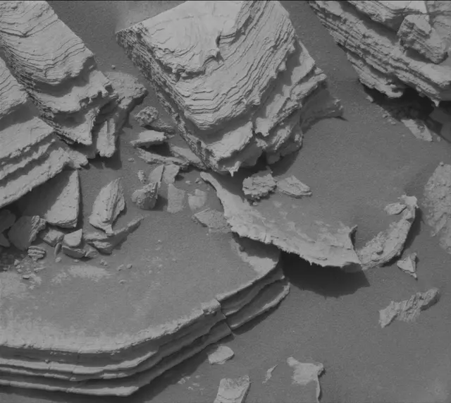 Sol 4982: Mast Camera (Mastcam)