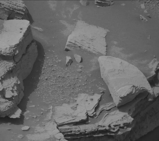 Sol 4982: Mast Camera (Mastcam)