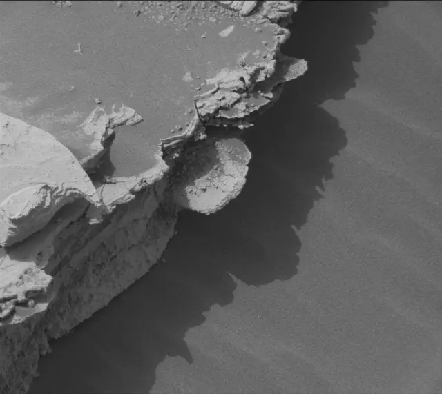 Sol 4982: Mast Camera (Mastcam)