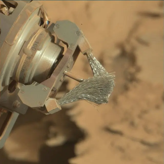 Sol 4982: Mast Camera (Mastcam)
