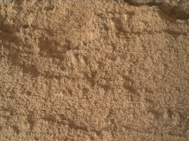 Sol 4982: Mars Hand Lens Imager (MAHLI)