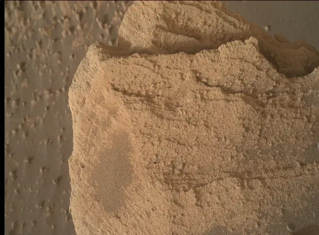 Sol 4982: Mars Hand Lens Imager (MAHLI)
