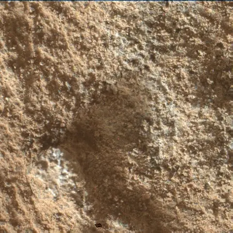 Sol 4982: Mars Hand Lens Imager (MAHLI)