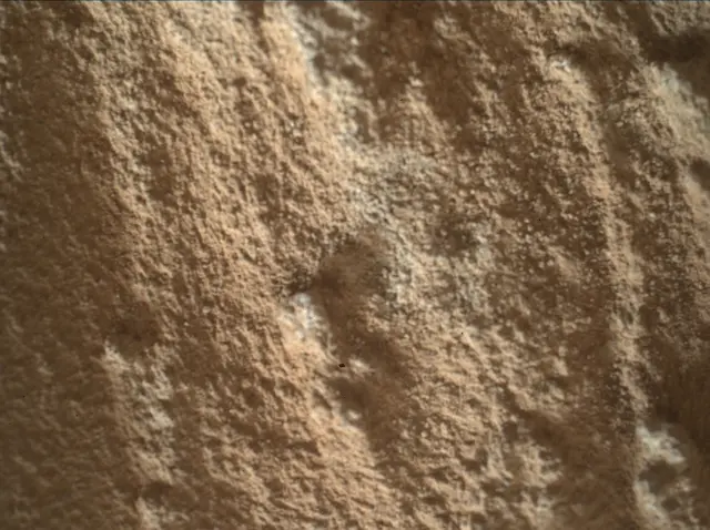 Sol 4982: Mars Hand Lens Imager (MAHLI)