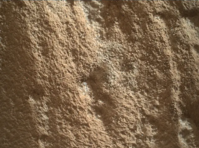 Sol 4982: Mars Hand Lens Imager (MAHLI)