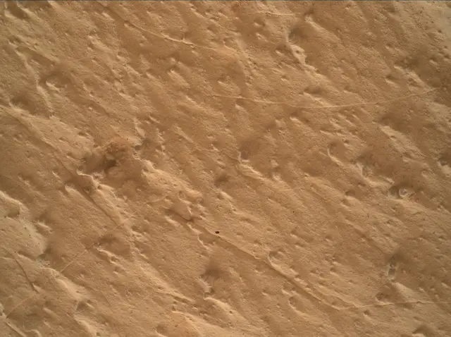 Sol 4985: Mars Hand Lens Imager (MAHLI)