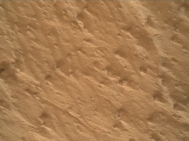 Sol 4985: Mars Hand Lens Imager (MAHLI)