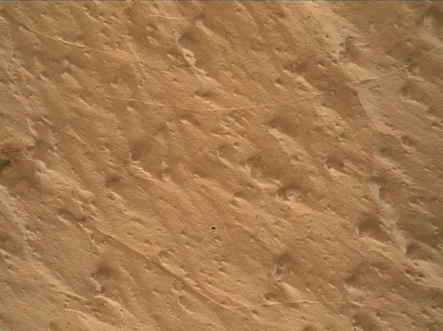 Sol 4985: Mars Hand Lens Imager (MAHLI)