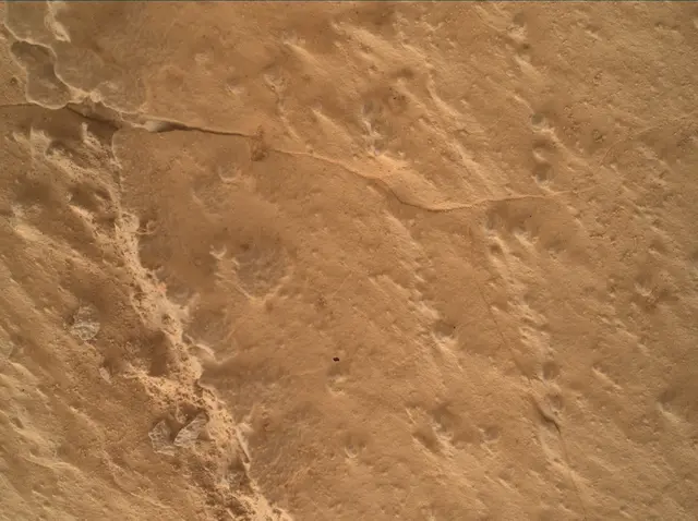 Sol 4985: Mars Hand Lens Imager (MAHLI)