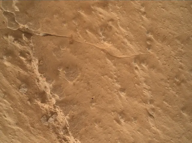 Sol 4985: Mars Hand Lens Imager (MAHLI)