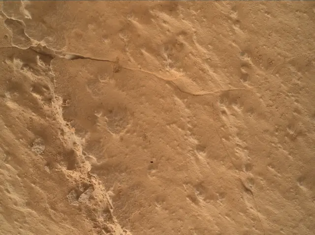Sol 4985: Mars Hand Lens Imager (MAHLI)